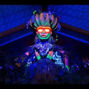 Meet your Posher, Lucky